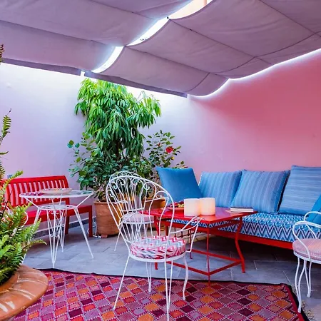 Selena - 1830s Art-house In Vaporia, 50m From Asteria 4*