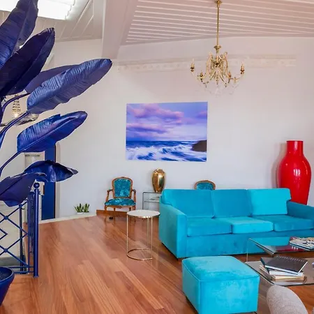 Selena - 1830s Art-house In Vaporia, 50m From Asteria